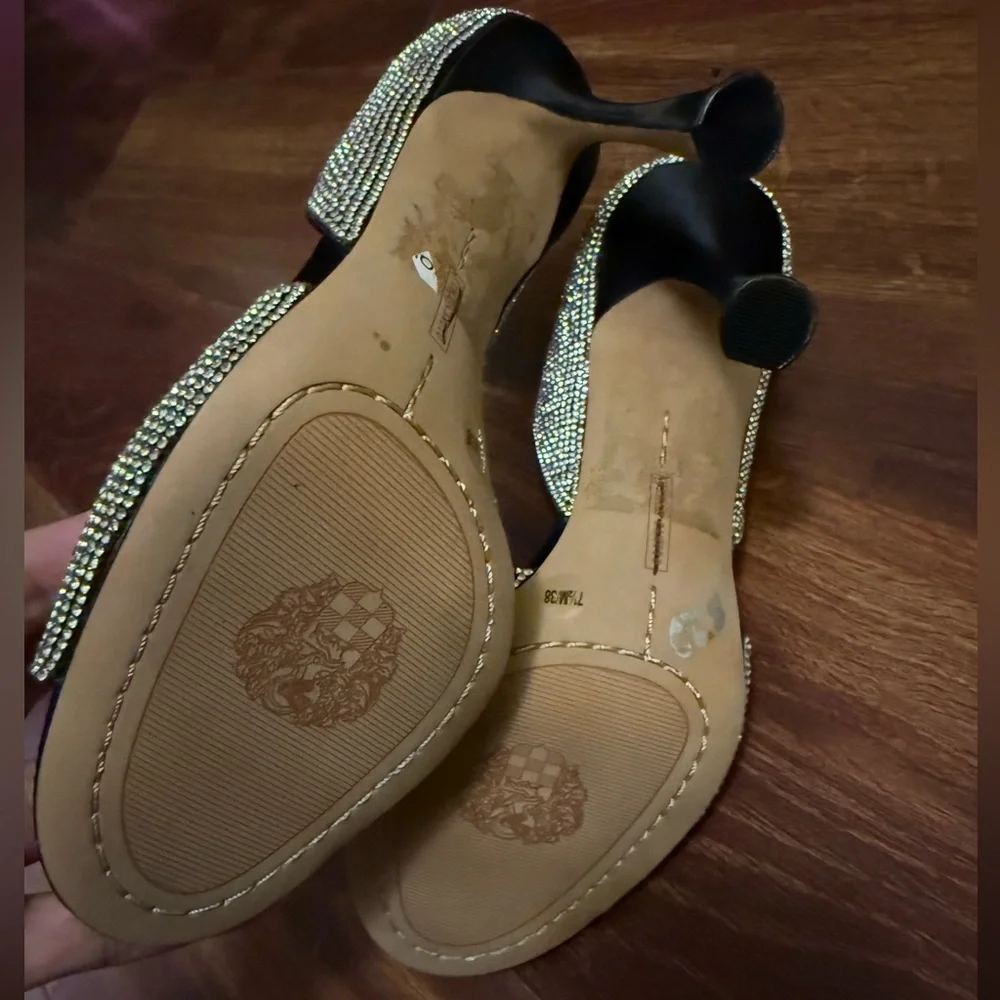 VINCE CAMUTO Women's Heels size 7 1/2
